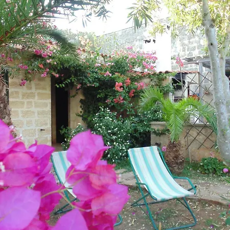 Masseria Nova Isola Bed & Breakfast
