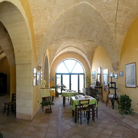 Masseria Nova Isola Bed & Breakfast Alessano